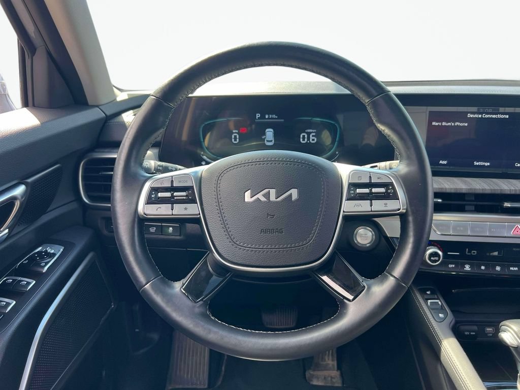 Certified 2024 Kia Telluride EX w/ EX Captain's Chair Package AWD/4WD image 14