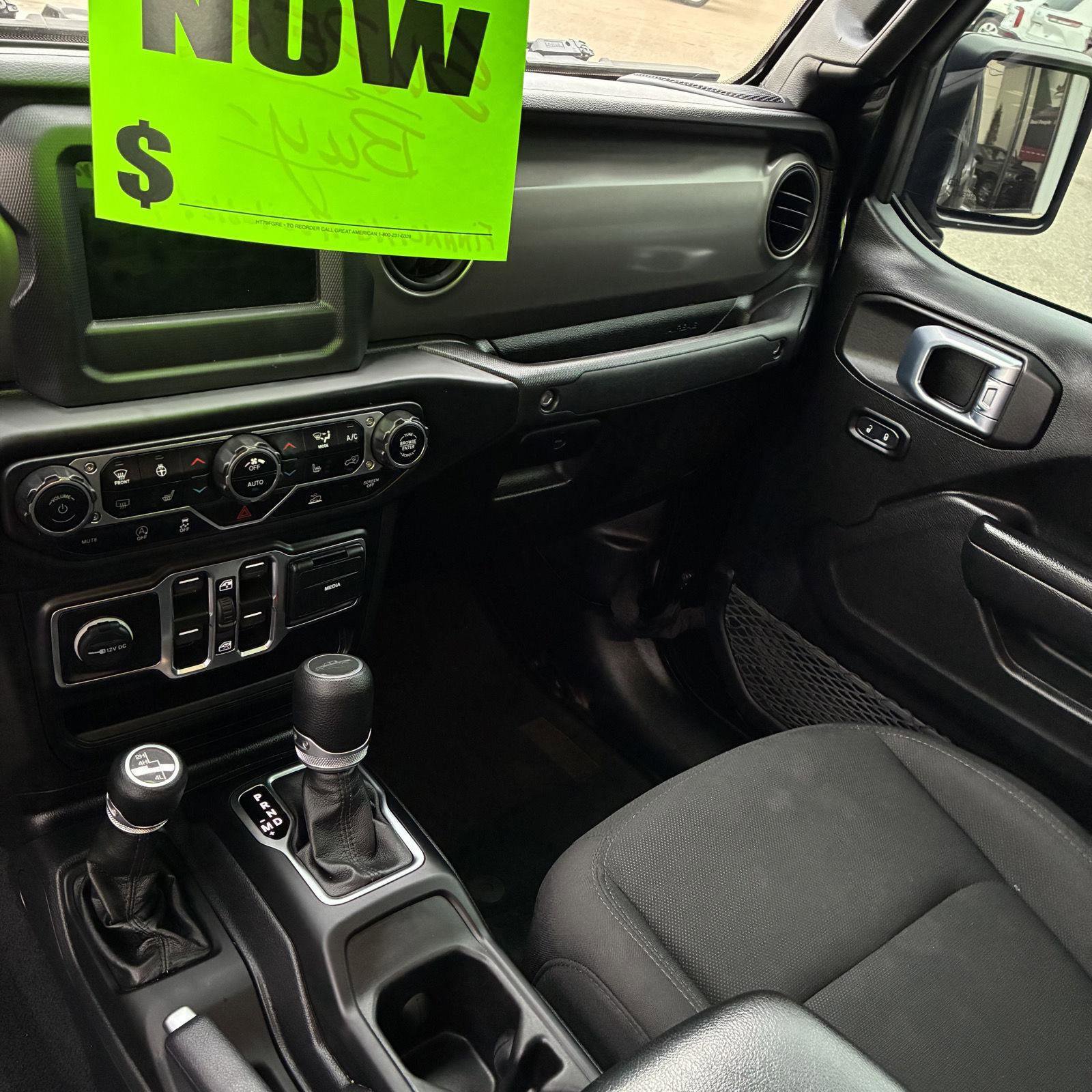 Used 2021 Jeep Gladiator Sport image 10