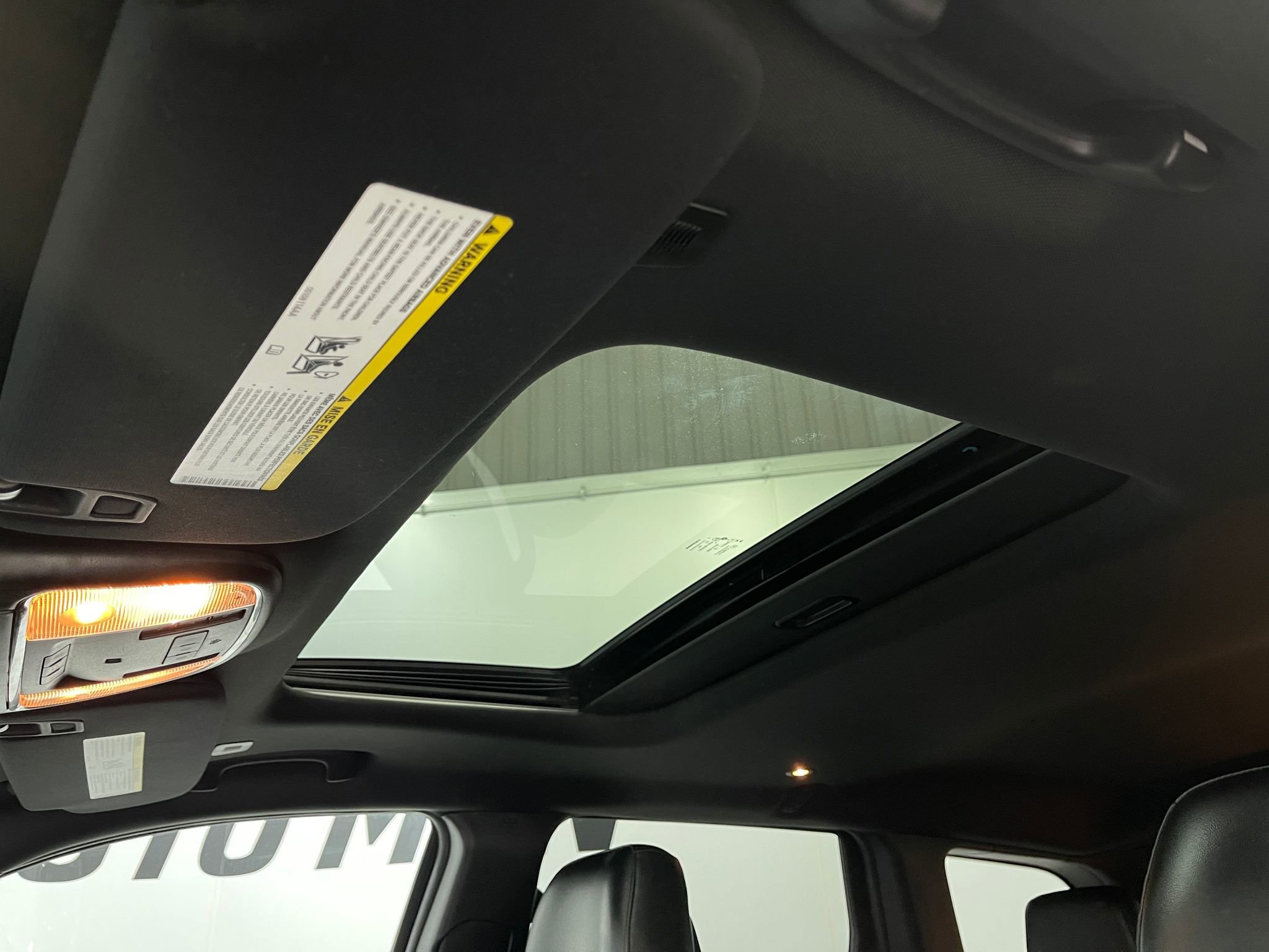 Used 2018 Jeep Grand Cherokee Limited image 12