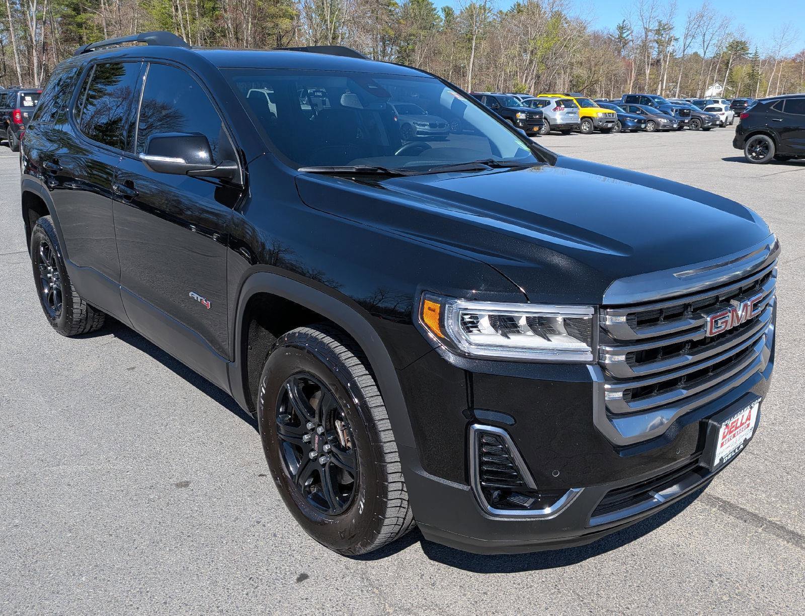 Used 2023 GMC Acadia AT4 w/ Preferred Package AWD/4WD image 4