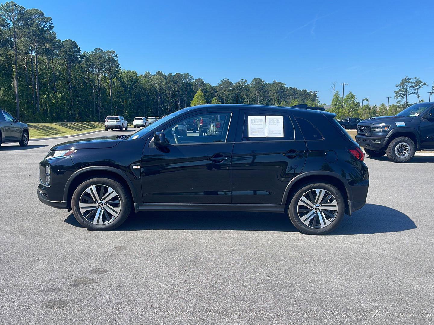 Used 2024 Mitsubishi Outlander Sport ES AWD/4WD image 4