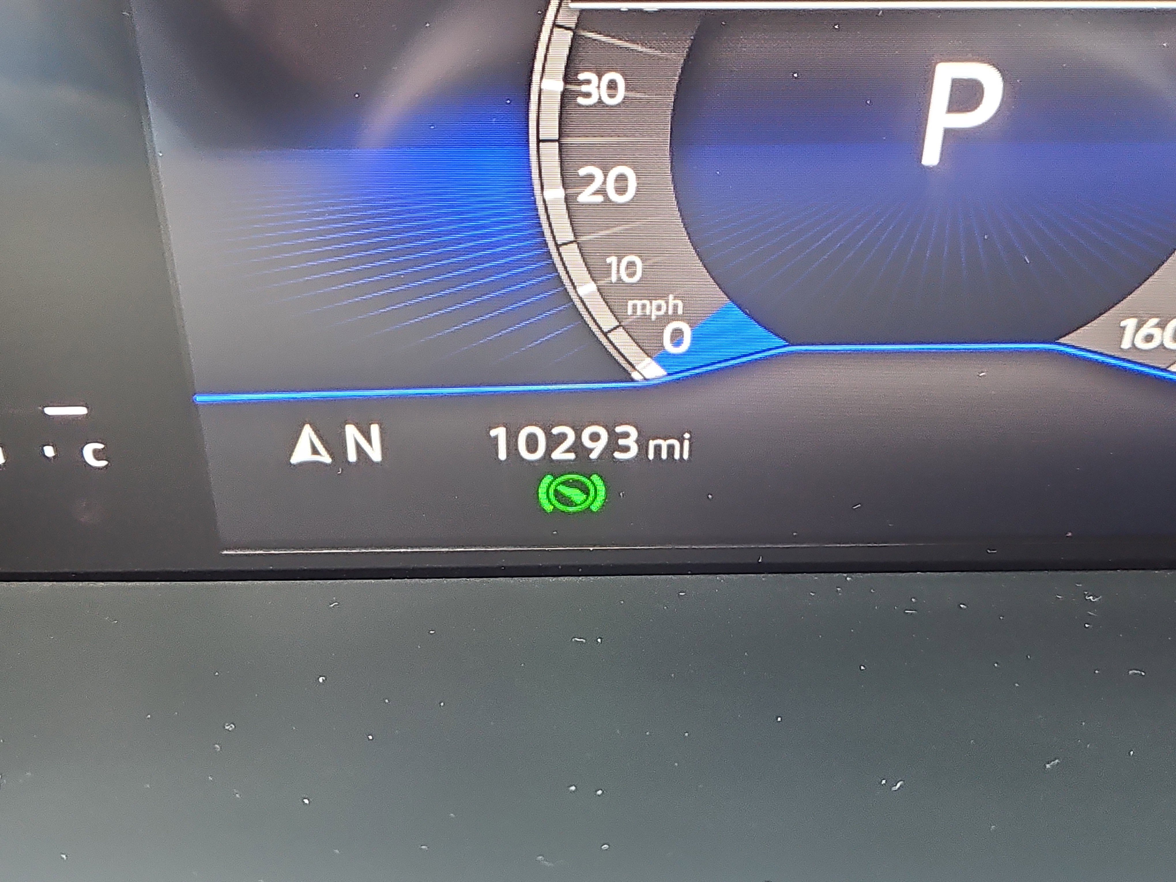 Certified 2025 Volkswagen Taos SE image 7