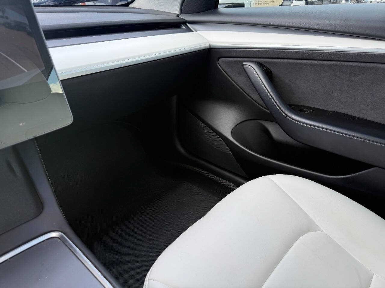 Used 2021 Tesla Model 3 Standard Range Plus RWD image 15