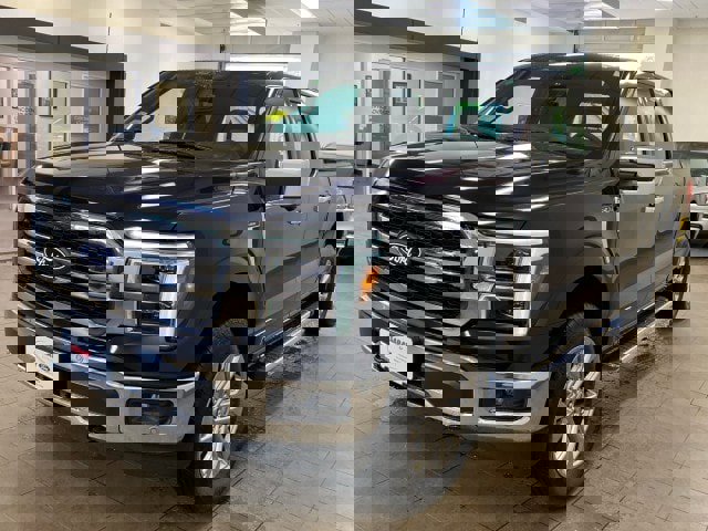 New 2025 Ford F150 Lariat w/ Equipment Group 502A High image 11