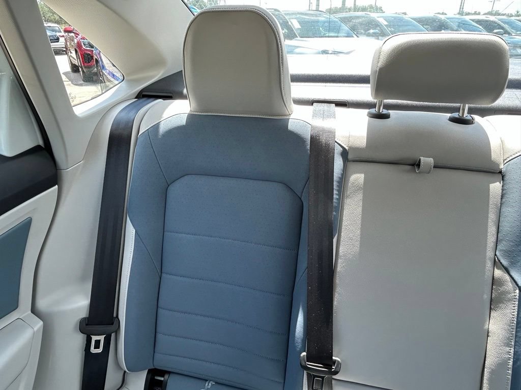 New 2026 Volkswagen Jetta SE FWD image 12