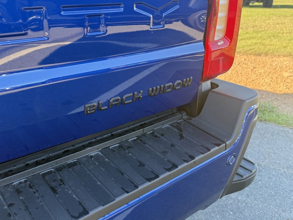 New 2026 Ford F250 Lariat w/ Black Appearance Package image 5