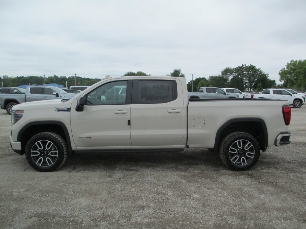 New 2026 GMC Sierra 1500 AT4 w/ AT4 Premium Package AWD/4WD image 11