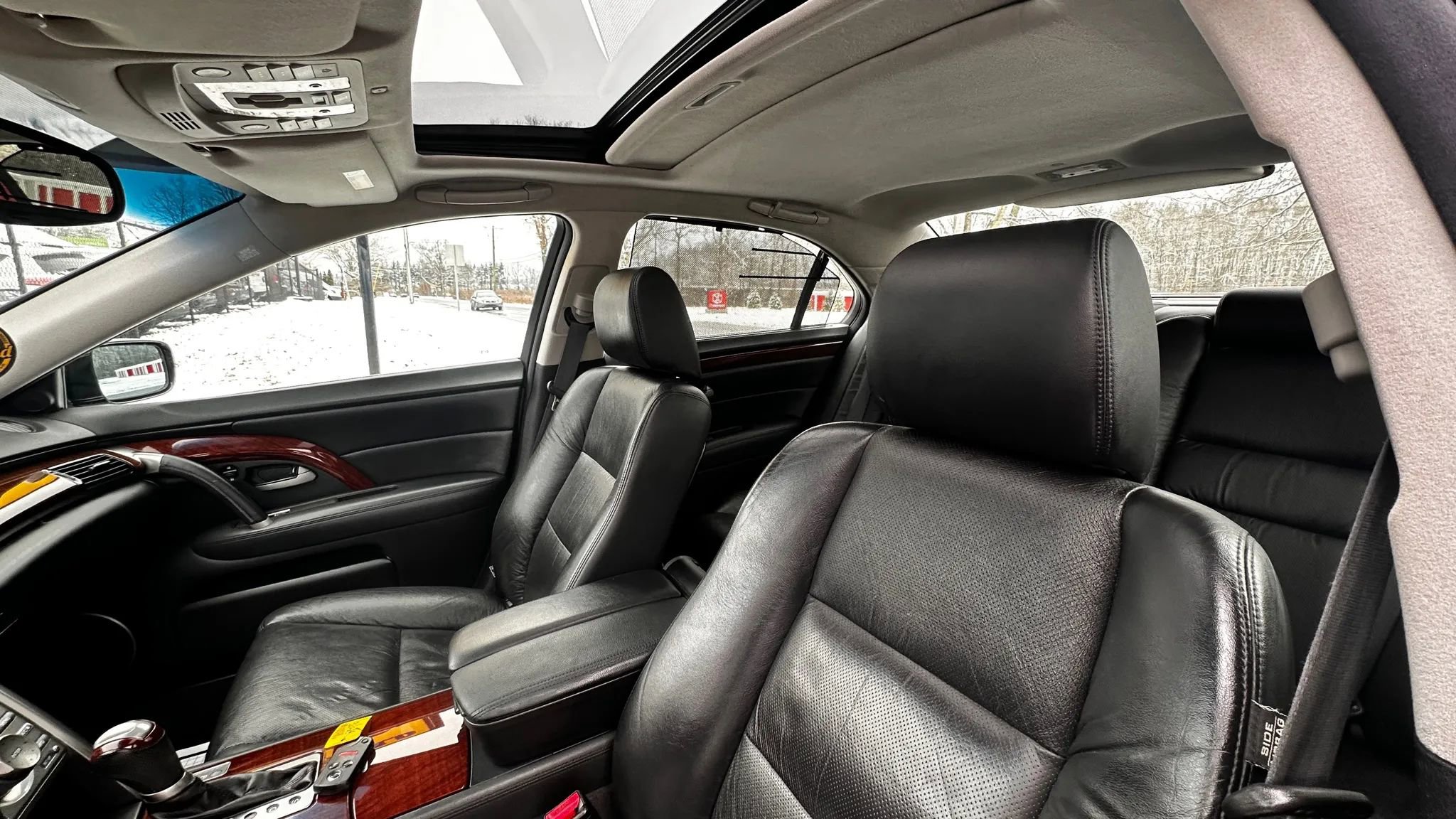 Used 2011 Acura RL image 18