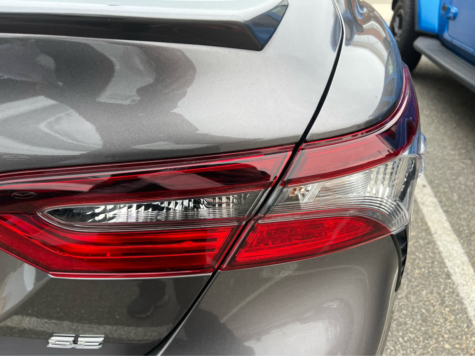 Used 2024 Toyota Camry SE image 9