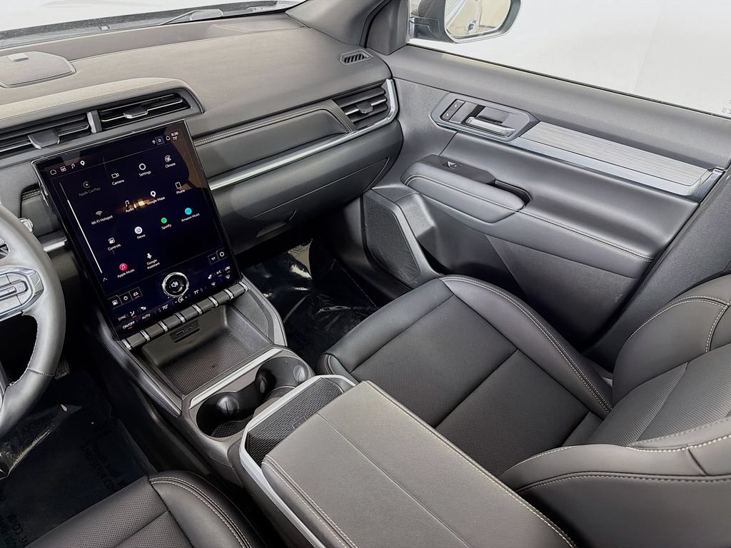 Used 2026 GMC Terrain Elevation w/ Elevation Premium Package AWD/4WD image 24