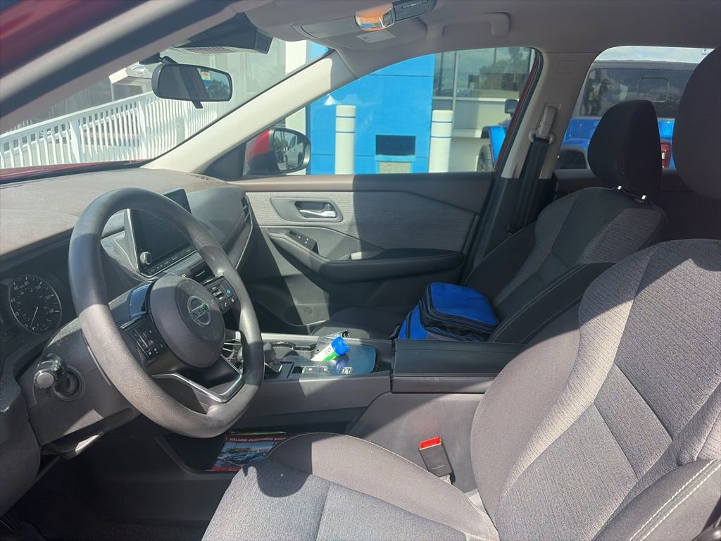 Used 2021 Nissan Rogue SV image 13