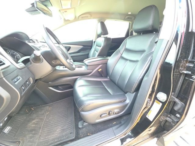 Used 2024 Nissan Murano SV w/ SV Midnight Edition Package image 13