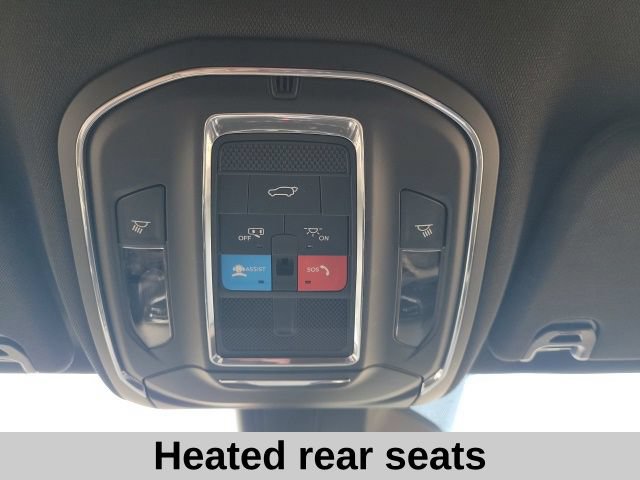 Used 2024 Jeep Wagoneer Series II w/ Flexible Seating Group RWD image 15