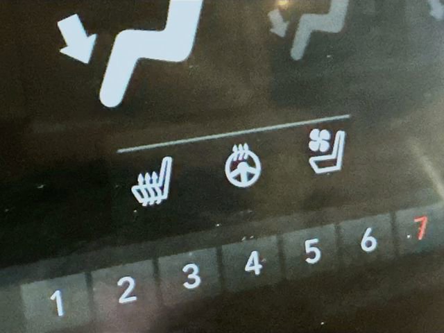 Used 2019 Dodge Challenger SRT Hellcat Redeye image 22