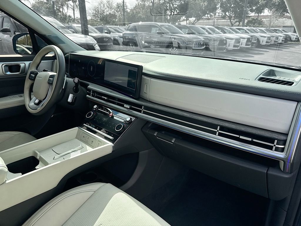 Used 2025 Hyundai Santa Fe Calligraphy image 32