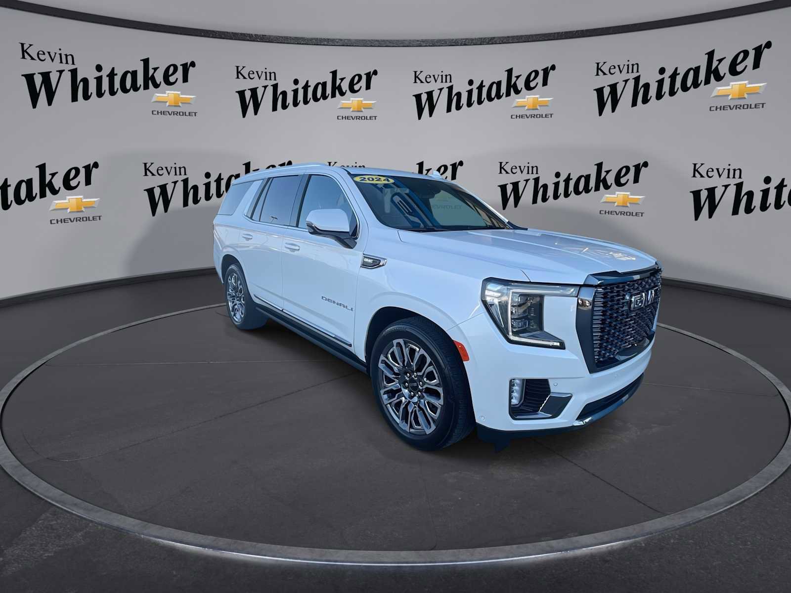 Used 2024 GMC Yukon Denali Ultimate image 2