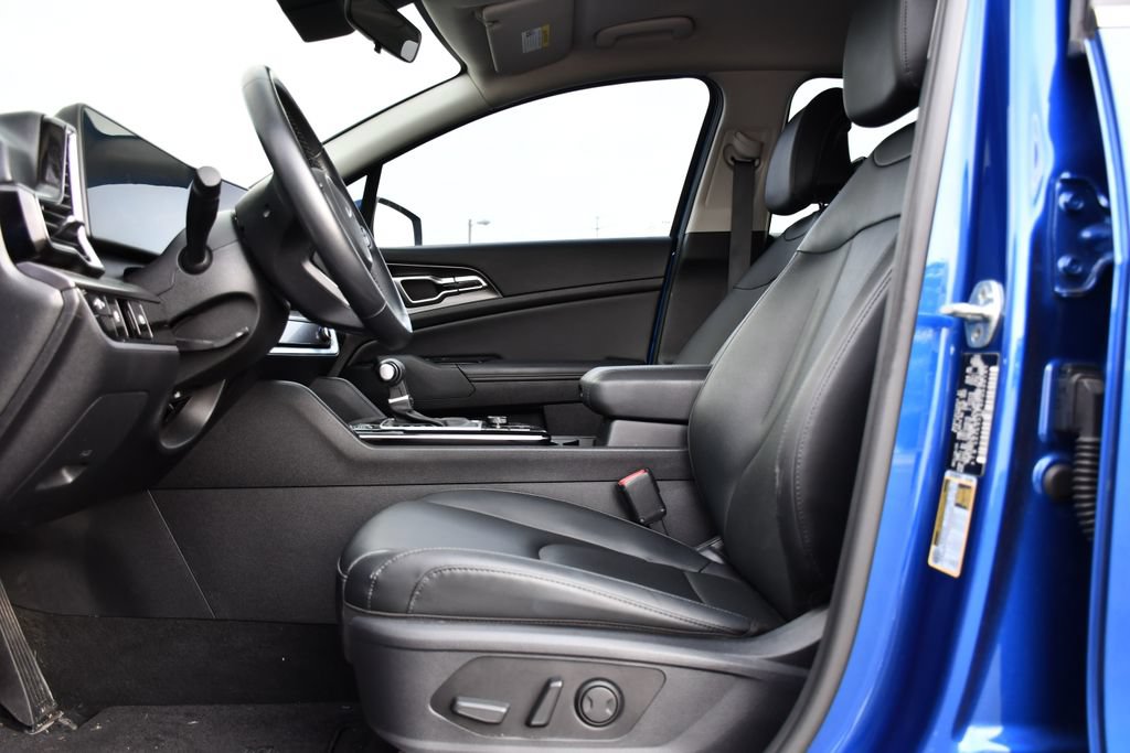 Used 2023 Kia Sportage EX FWD image 16