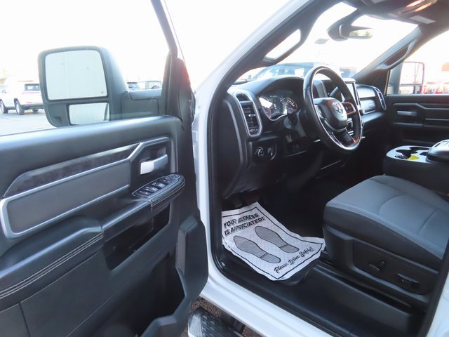 Used 2024 RAM 3500 Big Horn image 17
