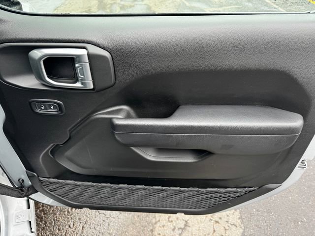 Used 2024 Jeep Wrangler Unlimited w/ Convenience Group image 13