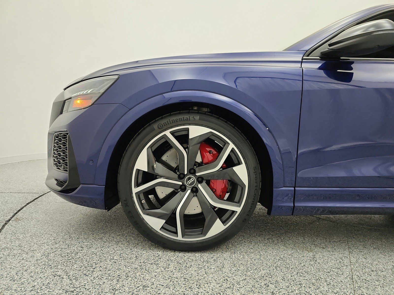 Used 2024 Audi RS Q8 w/ Black Optic Package AWD/4WD image 18