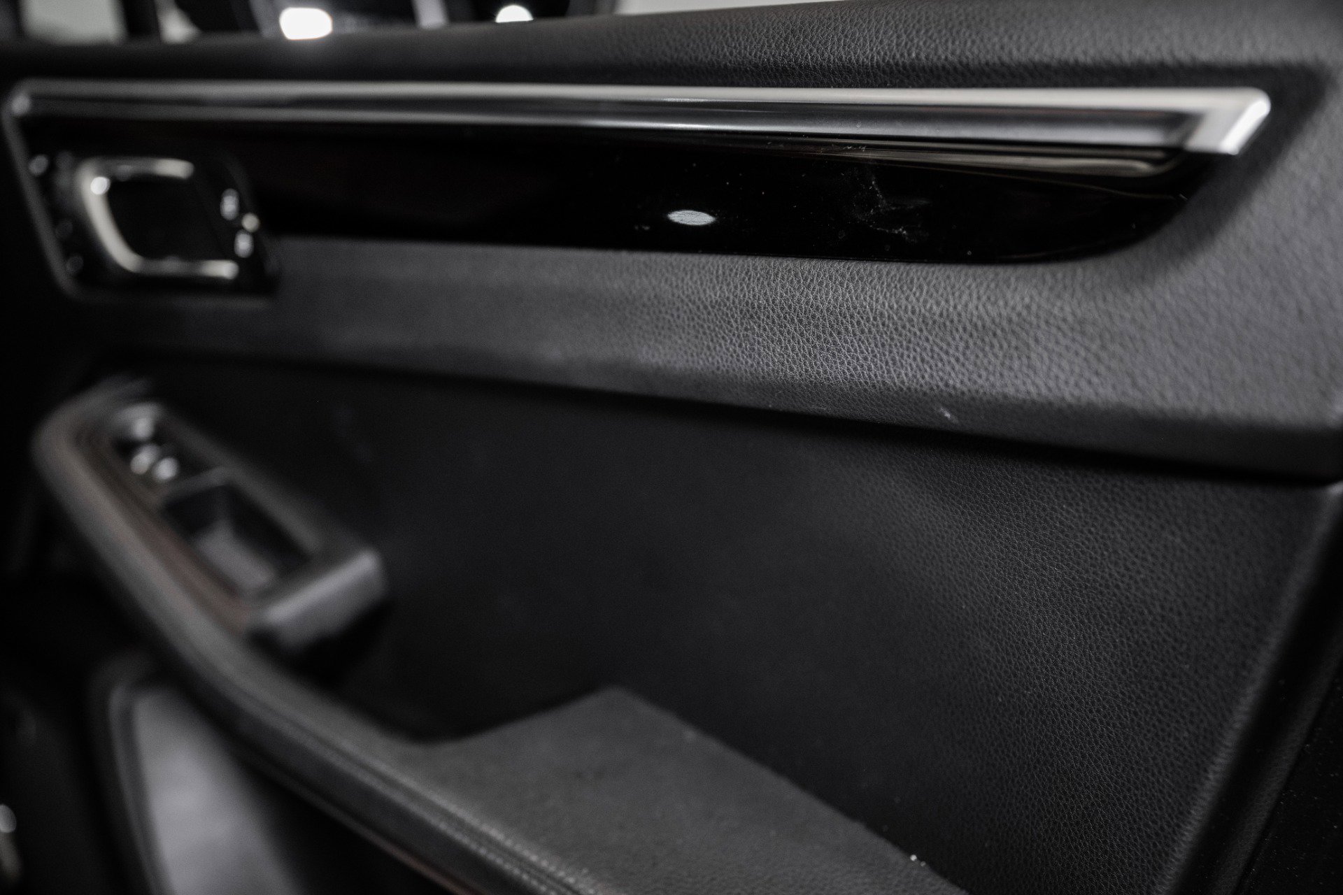 Used 2021 Porsche Macan S image 56