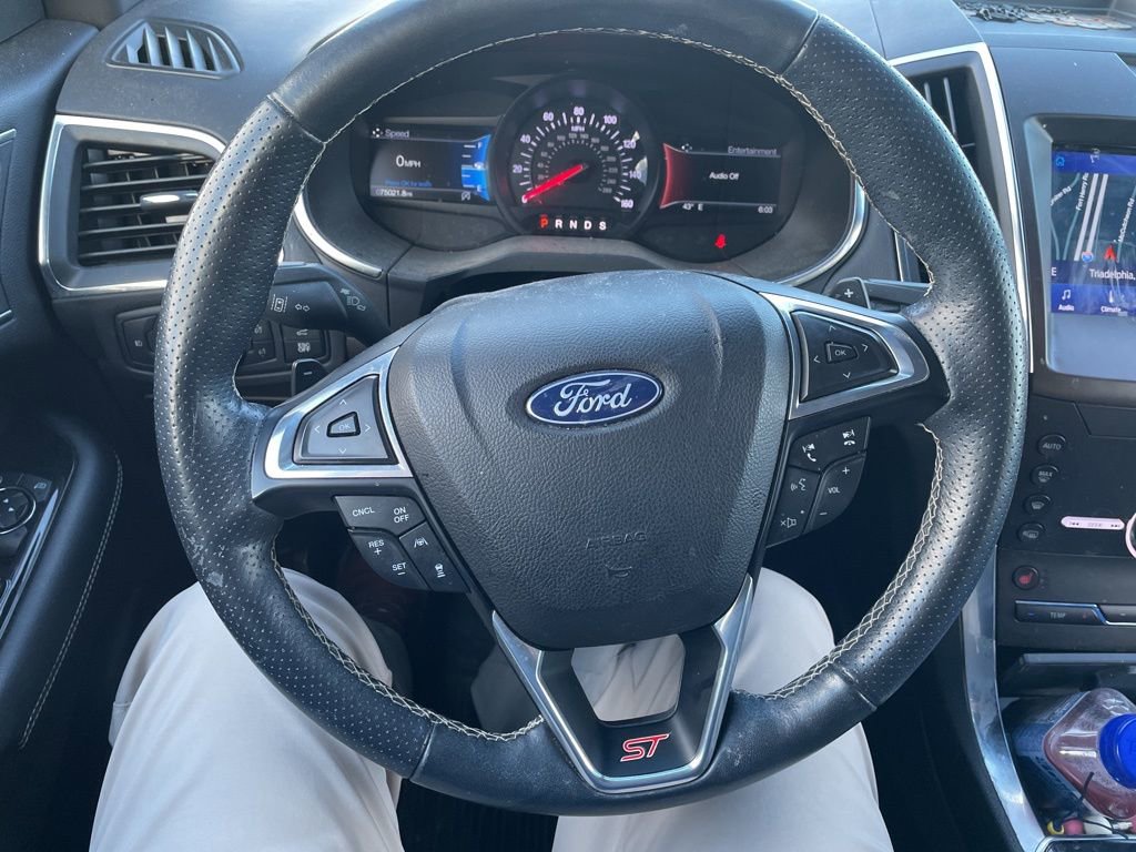 Used 2020 Ford Edge ST w/ Cold Weather Package image 16