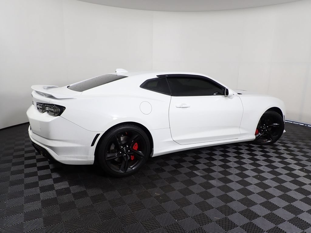 Used 2022 Chevrolet Camaro SS w/ LPO, Ground Effects Package RWD image 19