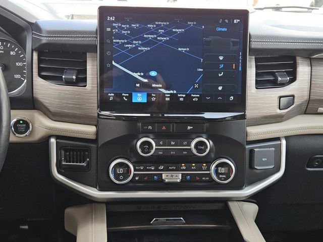 Used 2024 Ford Expedition Max Limited RWD image 16