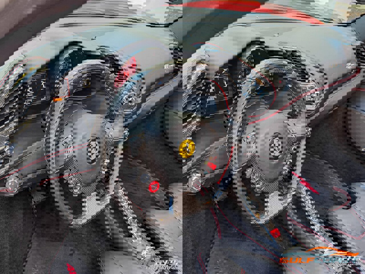 Used 2018 Ferrari 488 Spider image 28