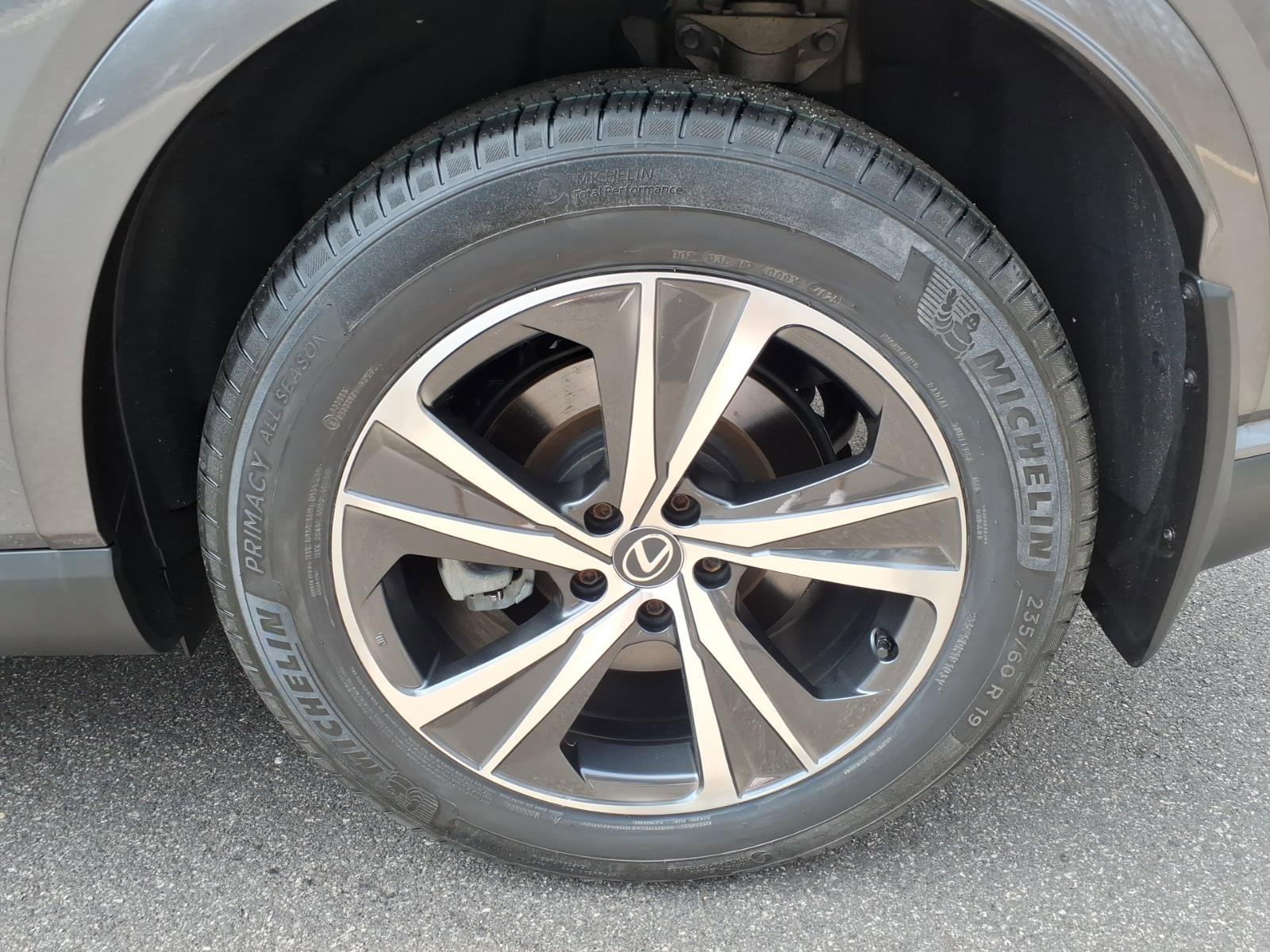 Used 2023 Lexus RX 350 Premium w/ Accessory Package image 17