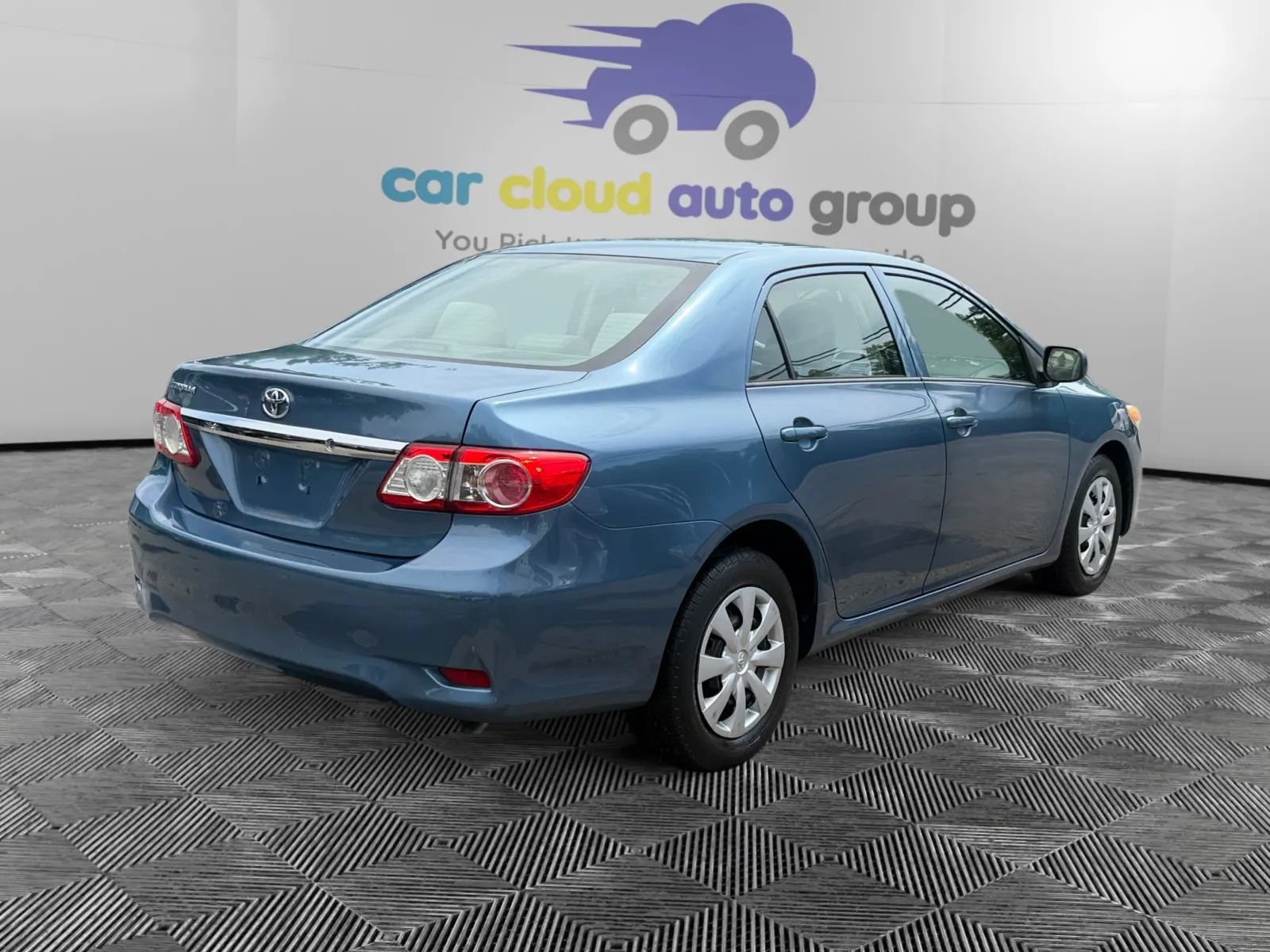 Used 2012 Toyota Corolla L FWD image 5