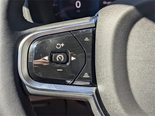 New 2025 Volvo XC90 B6 Plus w/ Protection Package Premier image 27