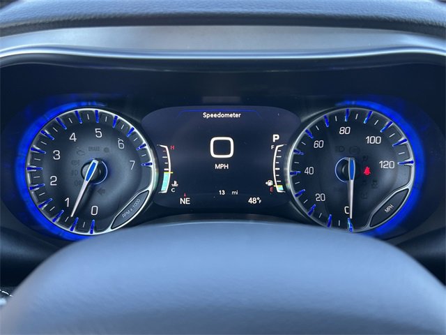 New 2026 Chrysler Pacifica Limited w/ Uconnect Theater Family Group image 22