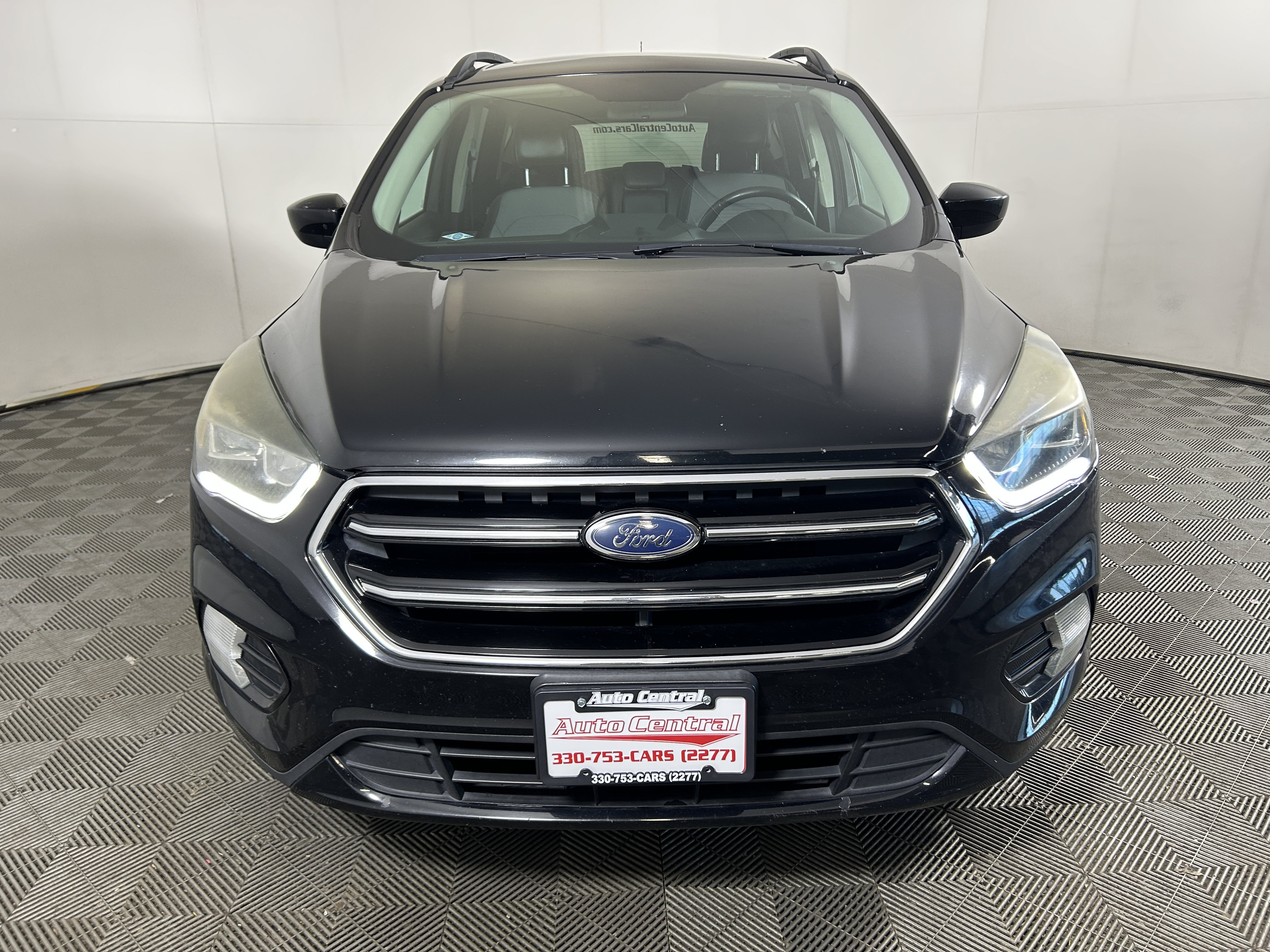 Used 2017 Ford Escape SE w/ Equipment Group 201A AWD/4WD image 6