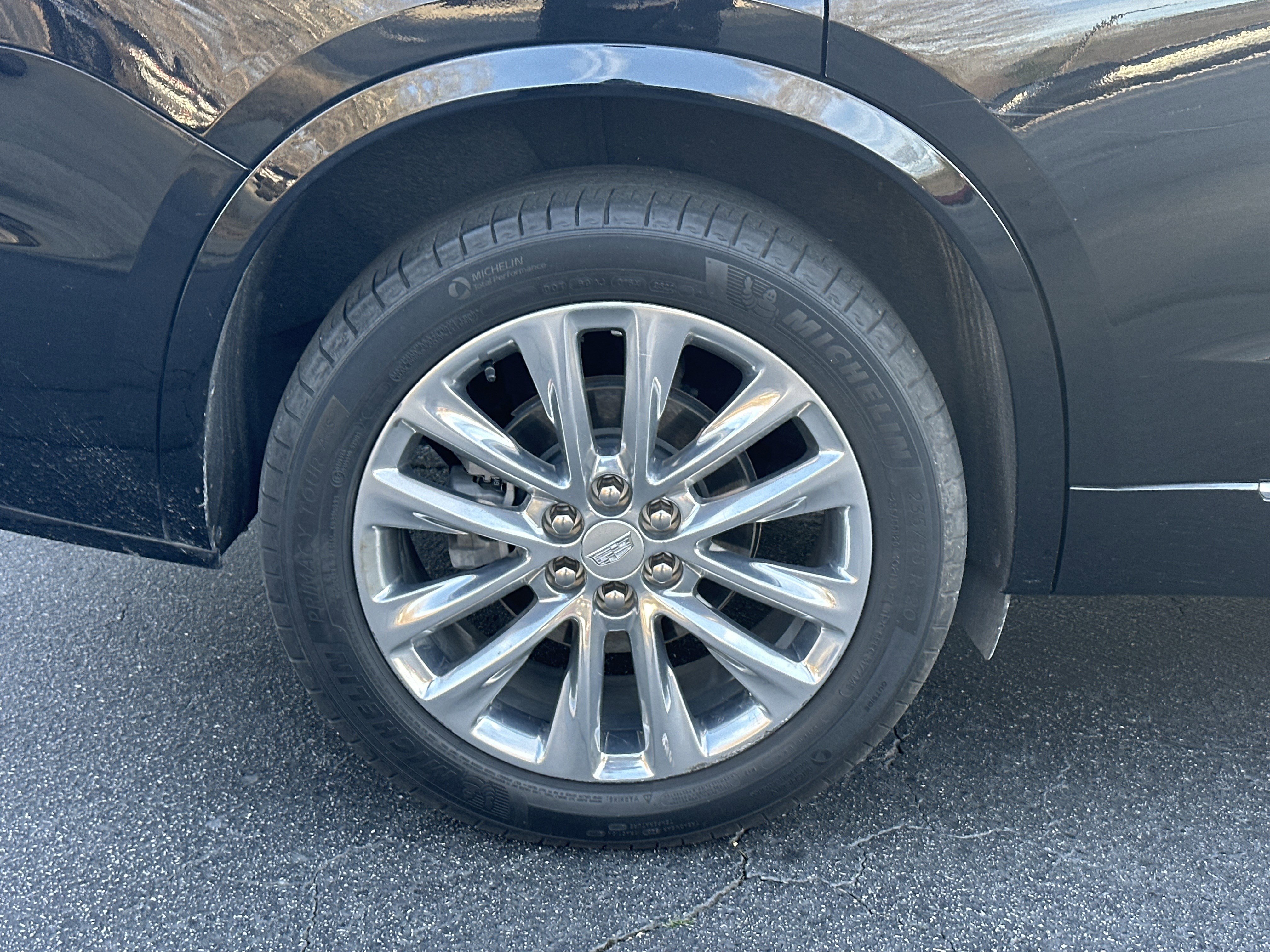 Certified 2023 Cadillac XT6 Premium Luxury image 20