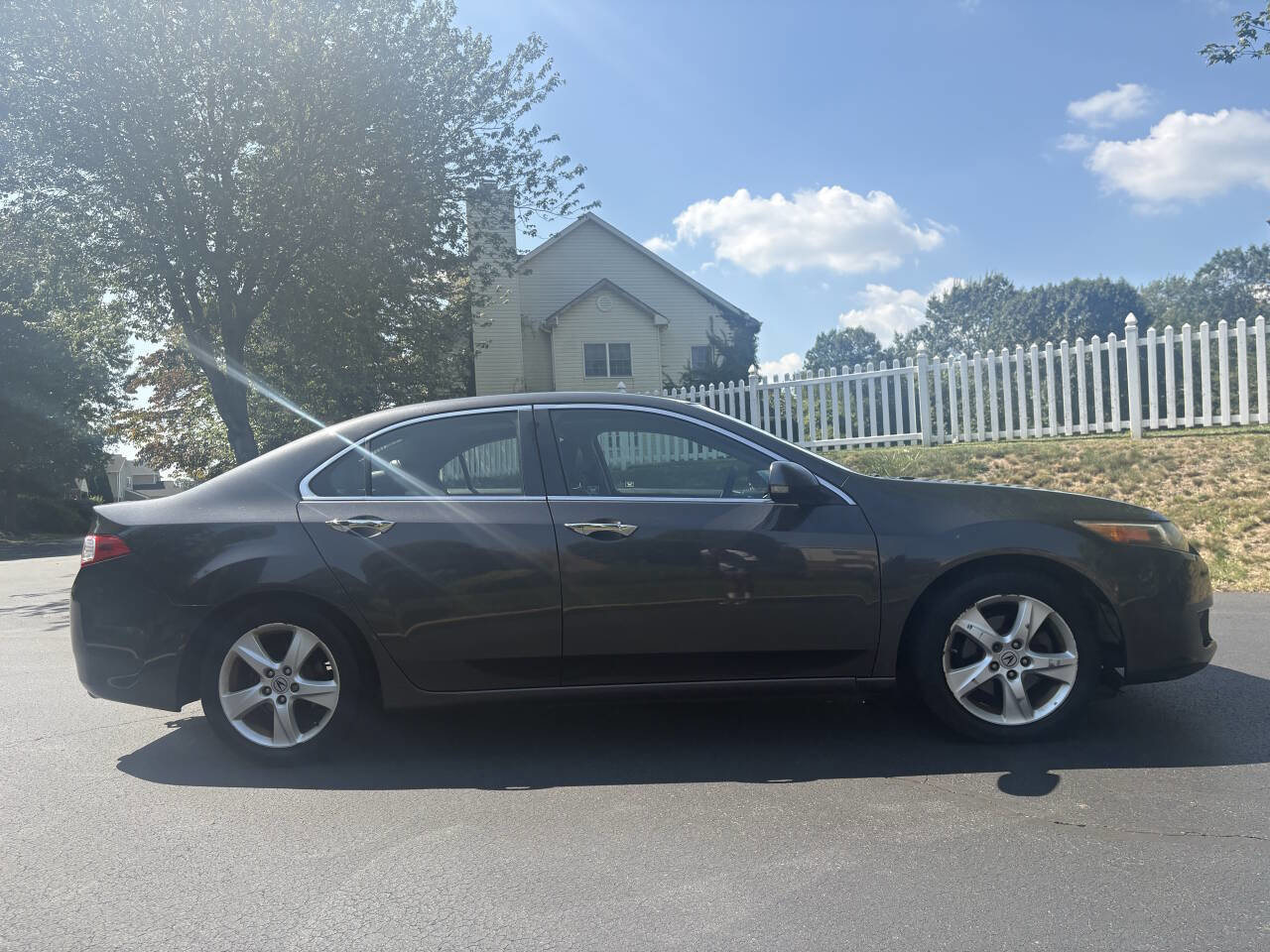 Used 2010 Acura TSX Sedan image 5