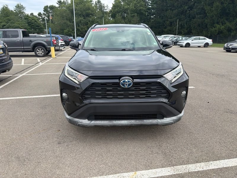 Used 2021 Toyota RAV4 XLE w/ Convenience Package AWD/4WD image 8