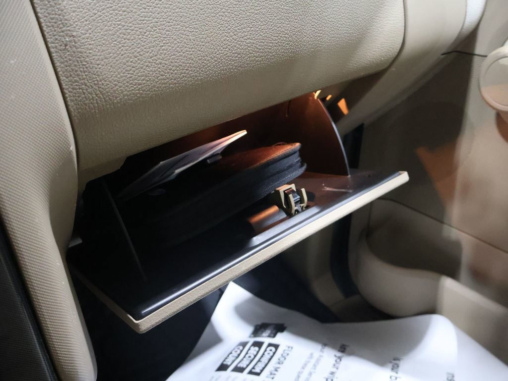 Used 2008 Ford Explorer Sport Trac Limited image 31