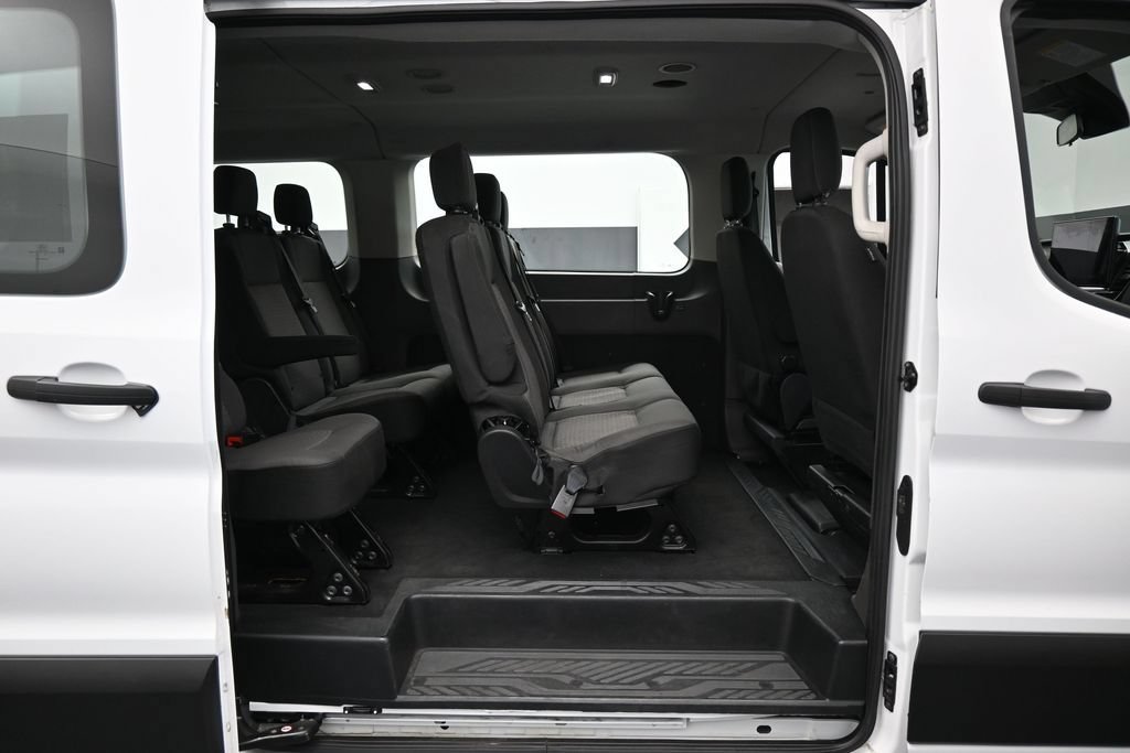 Used 2023 Ford Transit 350 XLT RWD image 28