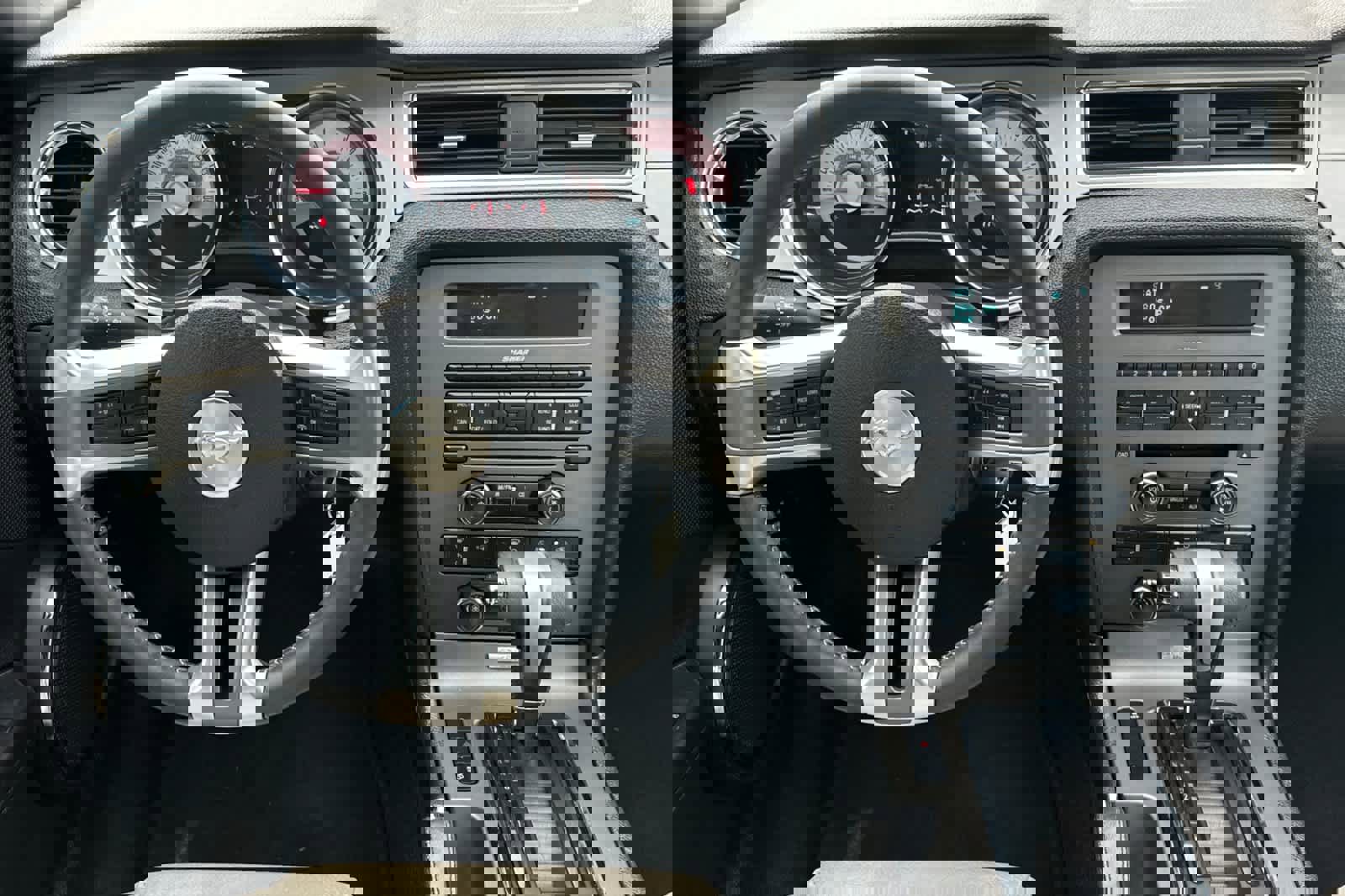 Used 2012 Ford Mustang Premium RWD image 14