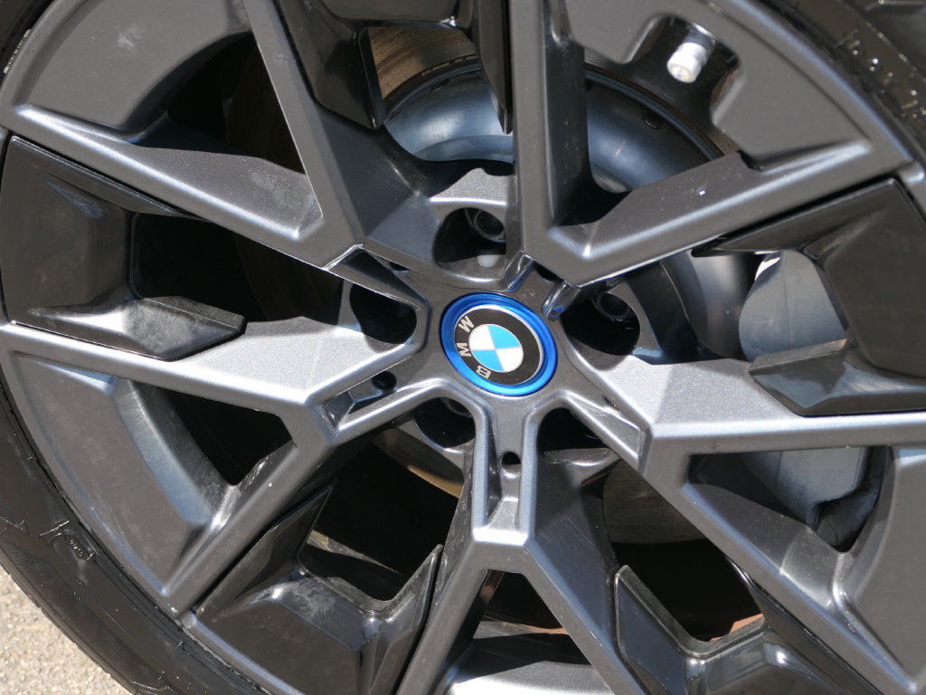 Used 2023 BMW i4 eDrive35 w/ Premium Package RWD image 9