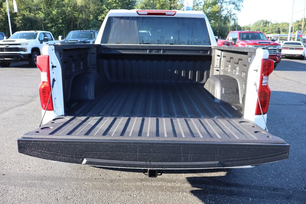New 2026 Chevrolet Silverado 1500 Custom AWD/4WD image 24