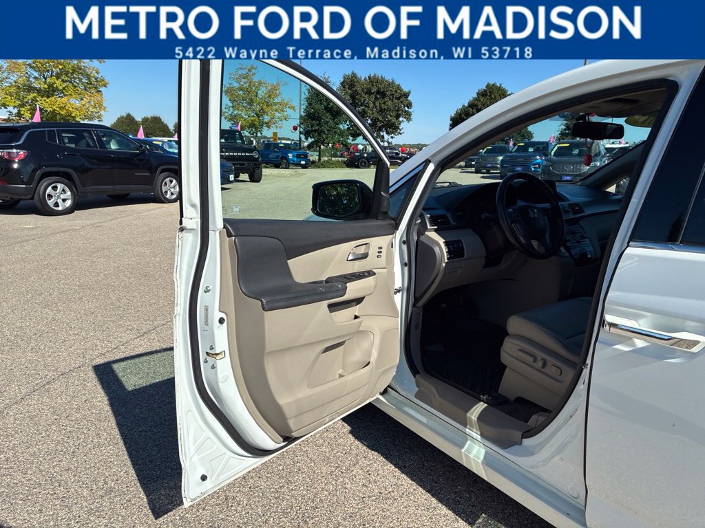 Used 2012 Honda Odyssey Touring image 9