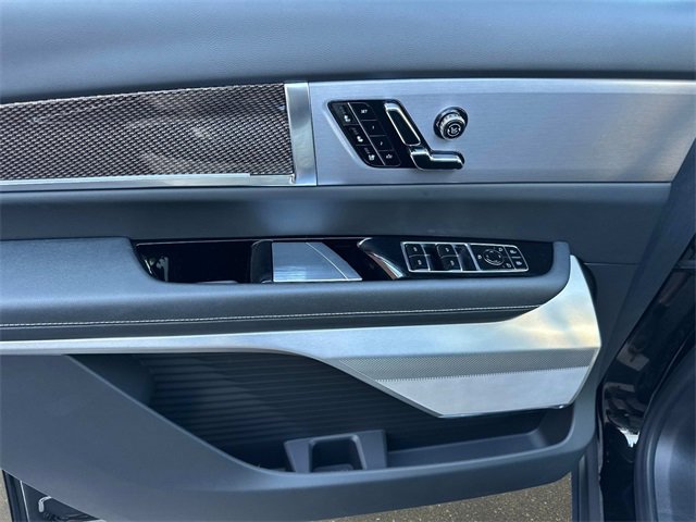 New 2026 Cadillac Vistiq Luxury w/ LPO, Floor Liner Package image 15