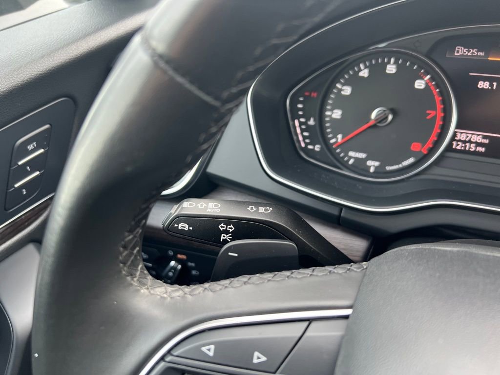 Used 2023 Audi Q5 2.0T Premium w/ Convenience Package image 19