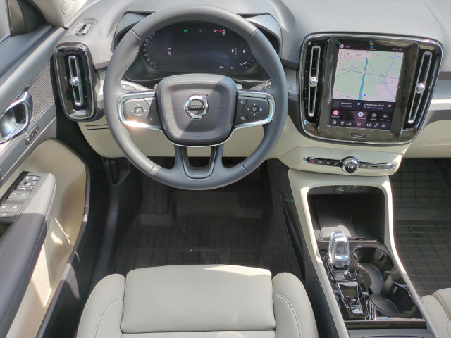 New 2026 Volvo XC40 B5 Plus w/ Protection Package Premier AWD/4WD image 11