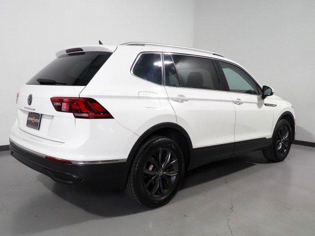 Used 2022 Volkswagen Tiguan SE FWD image 5