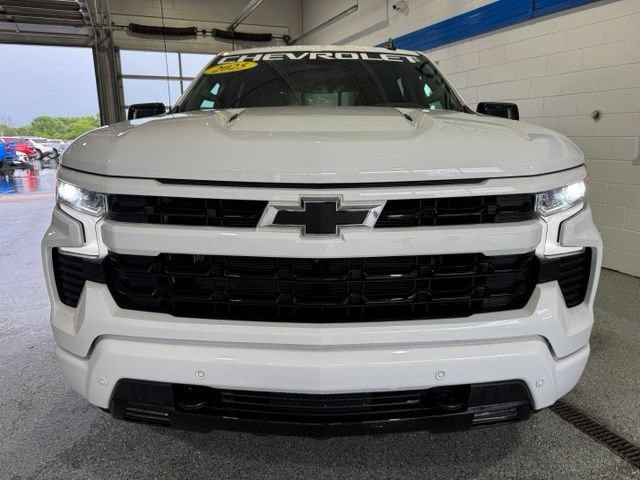 Used 2025 Chevrolet Silverado 1500 RST w/ RST All Star Premium Package AWD/4WD image 3