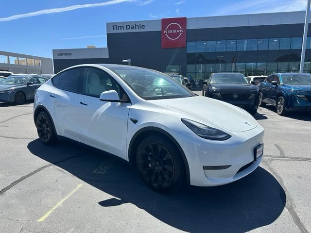 Used 2020 Tesla Model Y Long Range AWD/4WD image 1