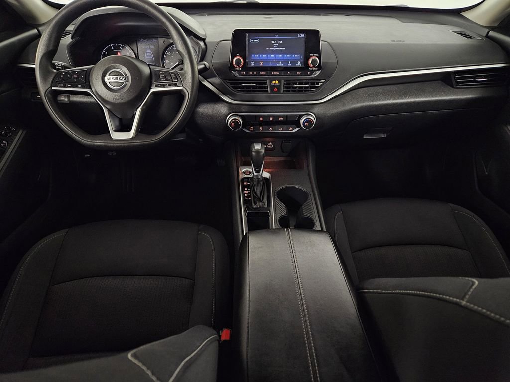 Used 2022 Nissan Altima 2.5 S FWD image 6